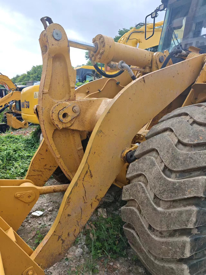 Wheel loader CATERPILLAR 966H: picture 8