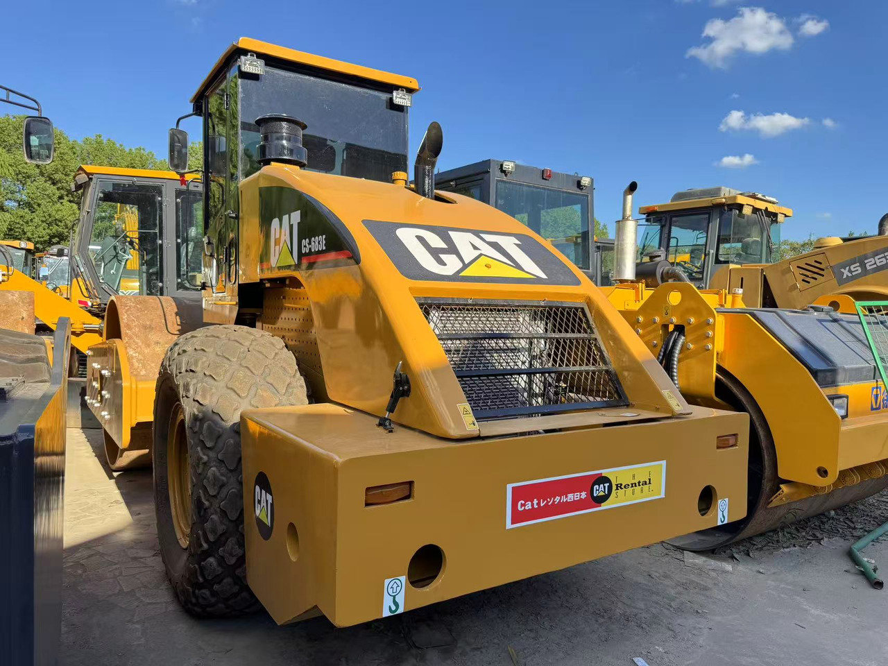 CATERPILLAR CS683E - Road roller: picture 2 CATERPILLAR CS683E - Road roller: picture 2