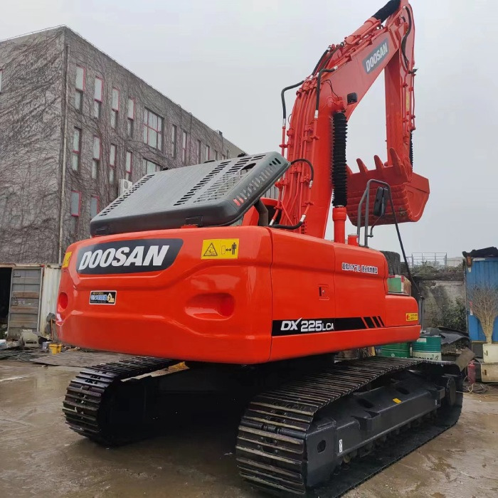 DOOSAN DX225LCA - Crawler excavator: picture 3 DOOSAN DX225LCA - Crawler excavator: picture 3