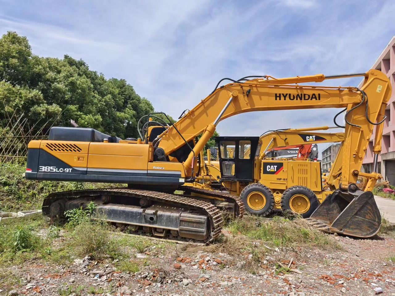 HYUNDAI R385LC-9T - Crawler excavator: picture 1 HYUNDAI R385LC-9T - Crawler excavator: picture 1