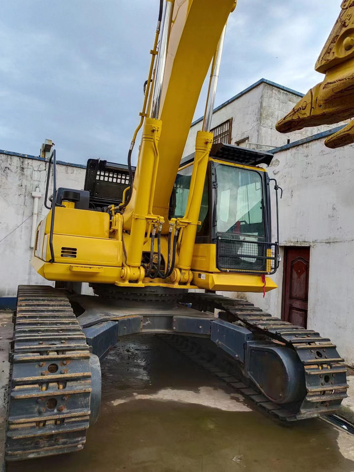 KOMATSU PC450-8 - Crawler excavator: picture 1 KOMATSU PC450-8 - Crawler excavator: picture 1