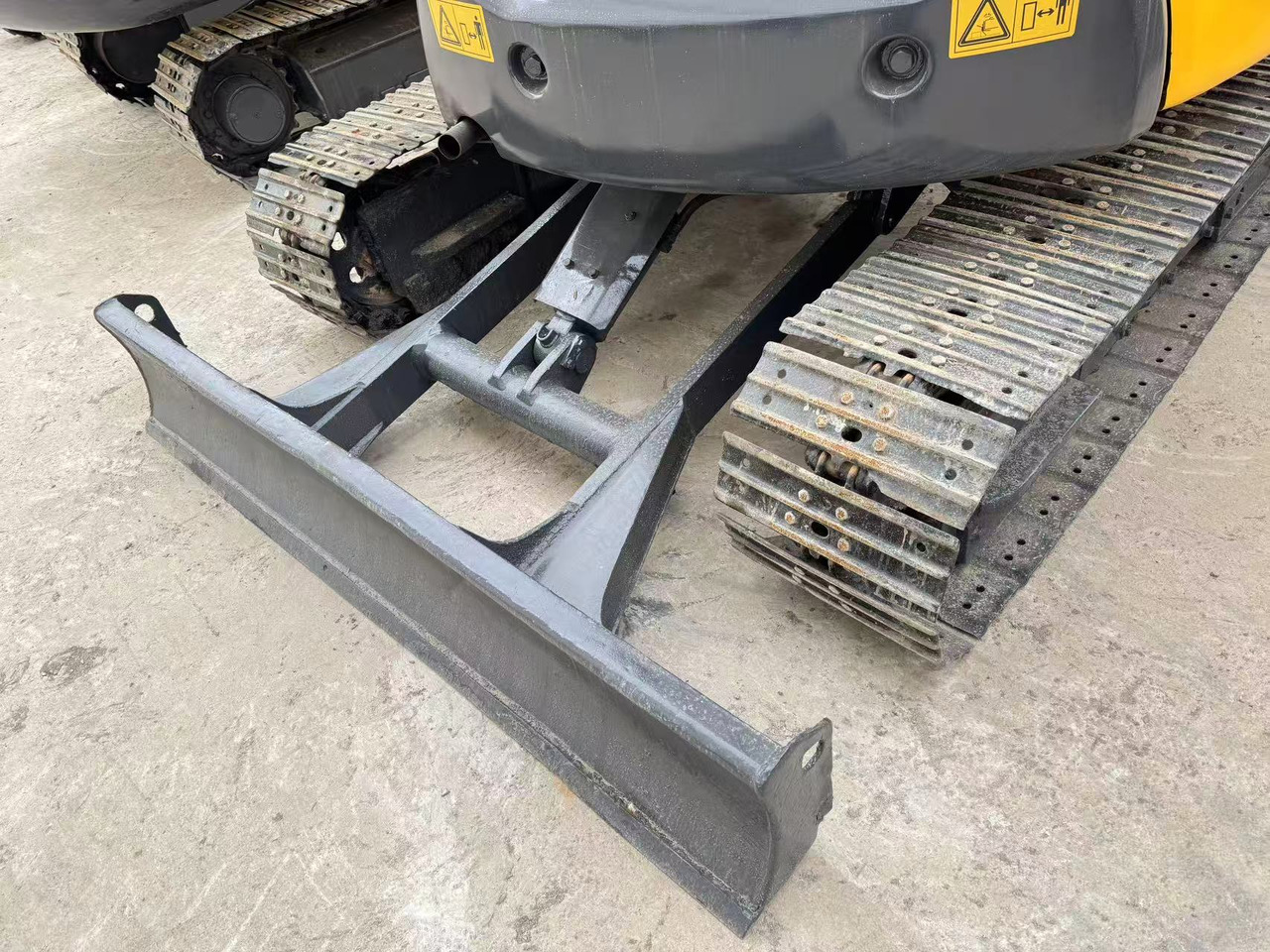 KOMATSU PC55MR - Mini excavator: picture 3 KOMATSU PC55MR - Mini excavator: picture 3