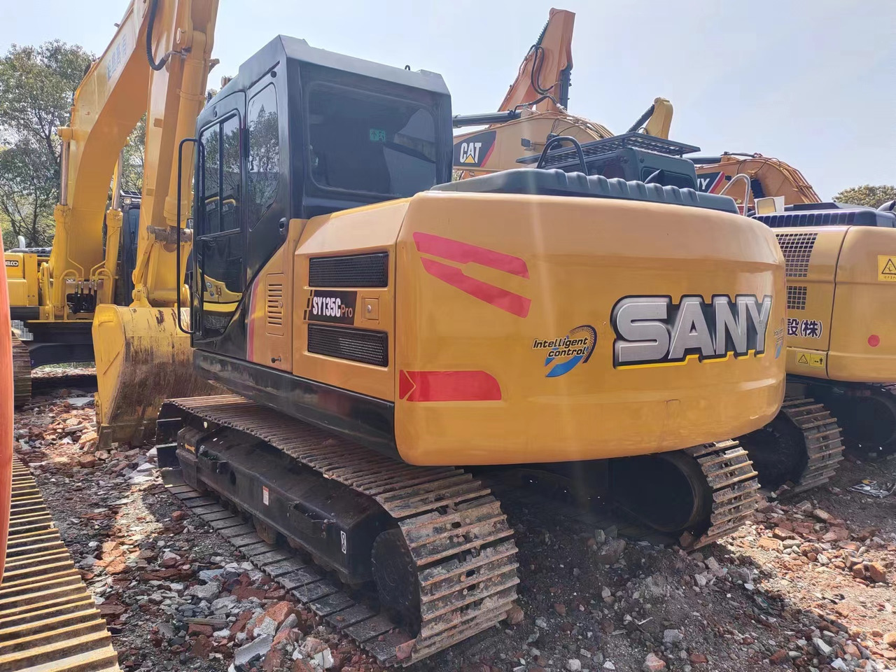 SANY SY135C - Crawler excavator: picture 2 SANY SY135C - Crawler excavator: picture 2