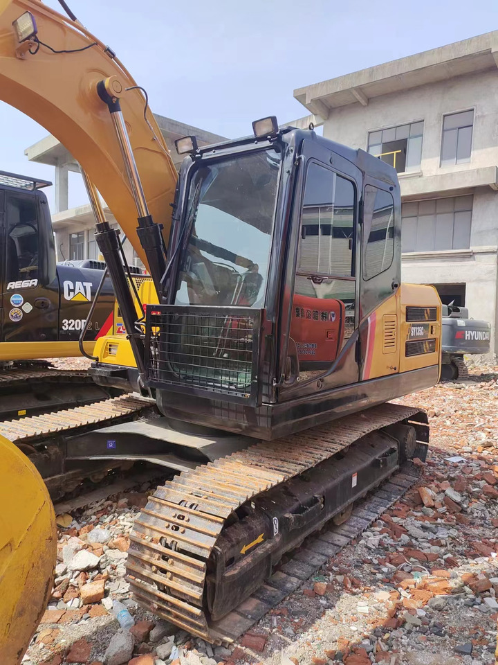 SANY SY135C - Crawler excavator: picture 3 SANY SY135C - Crawler excavator: picture 3