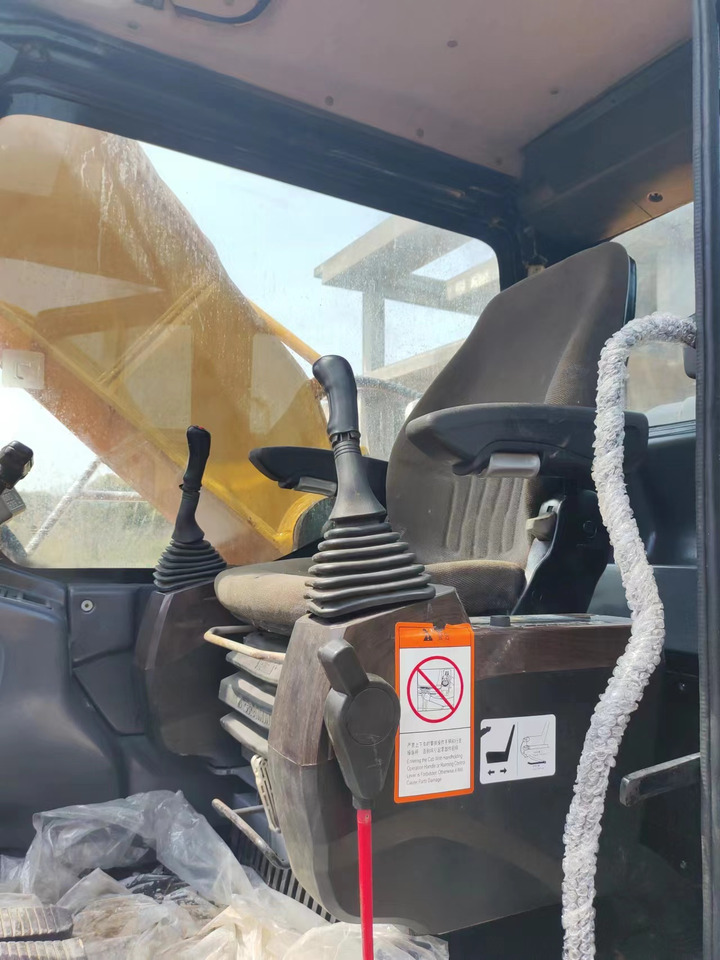 SANY SY215C - Crawler excavator: picture 3 SANY SY215C - Crawler excavator: picture 3