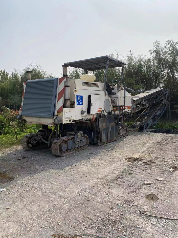 WIRTGEN 1900 - Cold planer: picture 1 WIRTGEN 1900 - Cold planer: picture 1