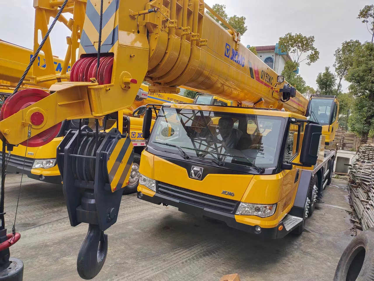 XCMG 50tons QY50K 50K QY50 QY70 QY100 QY130 - Mobile crane: picture 1 XCMG 50tons QY50K 50K QY50 QY70 QY100 QY130 - Mobile crane: picture 1