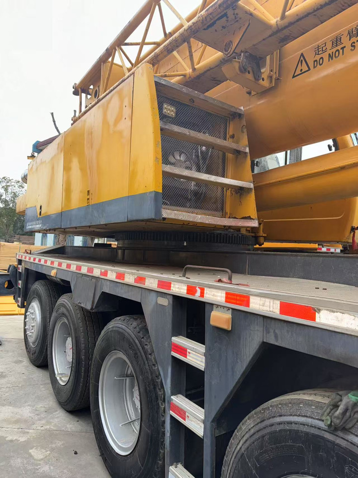 Mobile crane XCMG QY100K: picture 8