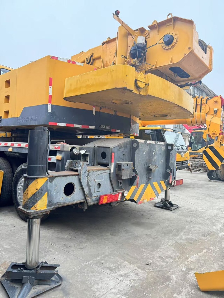 Mobile crane XCMG QY100K: picture 7