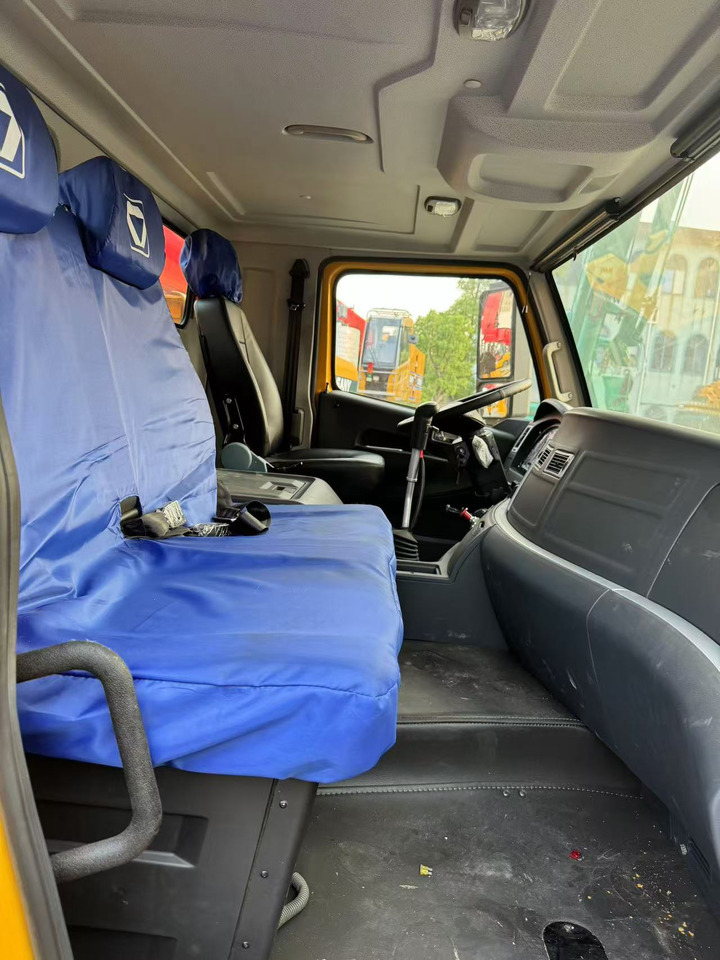 XCMG QY70K - Mobile crane: picture 2 XCMG QY70K - Mobile crane: picture 2