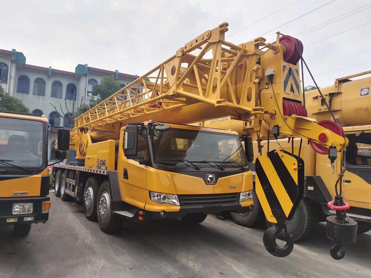 XCMG QY70KC QY70K 70tons xcmg truck crane QY50 QY100 - Mobile crane: picture 1 XCMG QY70KC QY70K 70tons xcmg truck crane QY50 QY100 - Mobile crane: picture 1