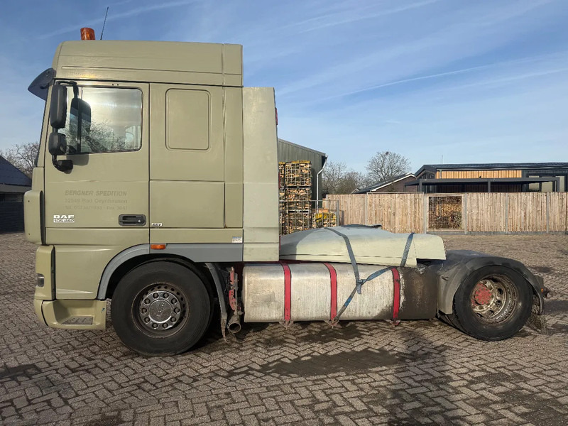 DAF XF 105.460 Tractor unit - Tractor unit: picture 5 DAF XF 105.460 Tractor unit - Tractor unit: picture 5