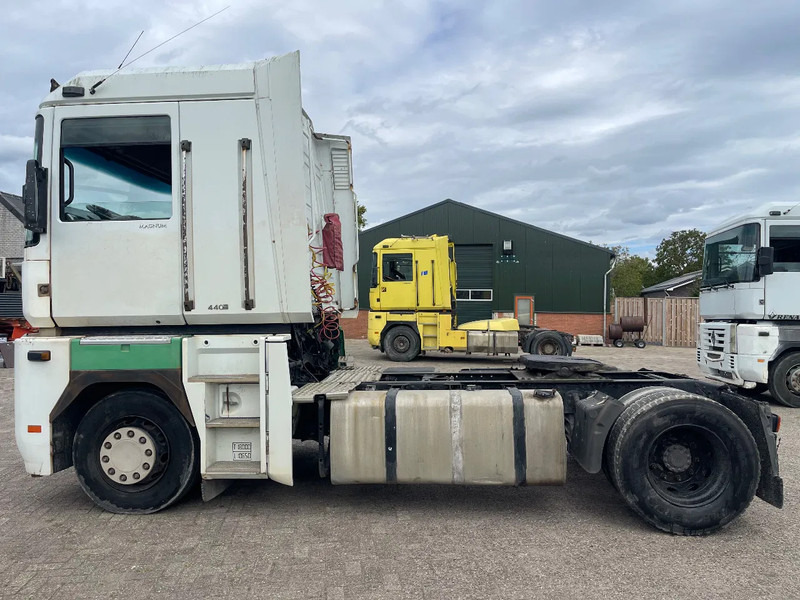 Renault Magnum 440 Tractor unit - Tractor unit: picture 4 Renault Magnum 440 Tractor unit - Tractor unit: picture 4