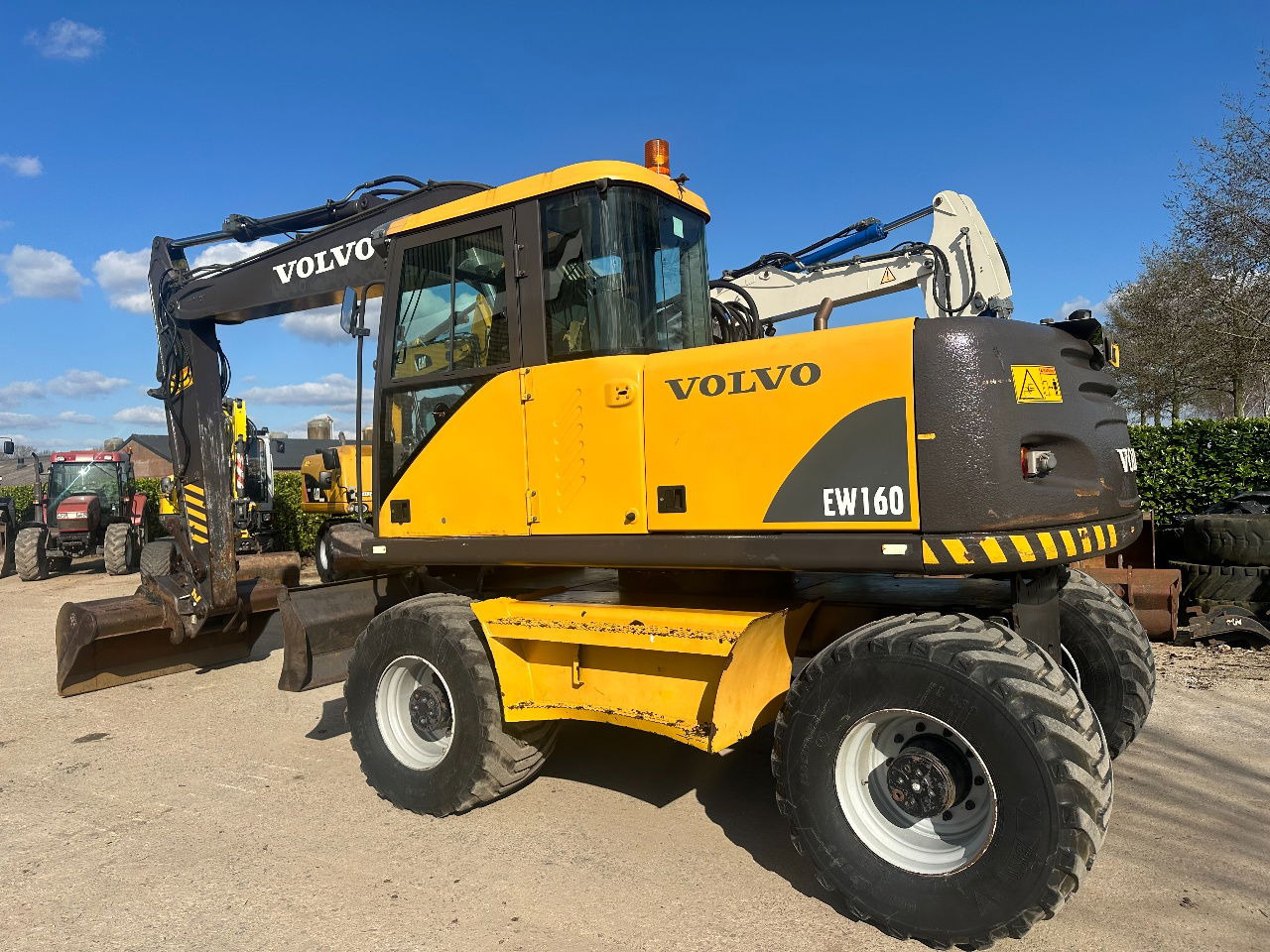 Volvo EW160 - Wheel excavator: picture 2 Volvo EW160 - Wheel excavator: picture 2