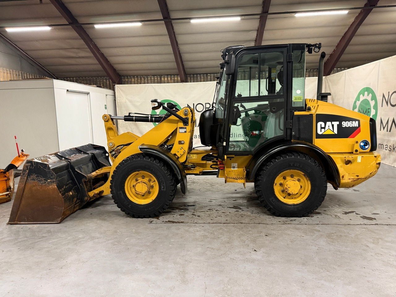 Cat 906M High Flow, 40 km/t med skuff og plog # TIL LEIE# - Wheel loader: picture 2 Cat 906M High Flow, 40 km/t med skuff og plog # TIL LEIE# - Wheel loader: picture 2