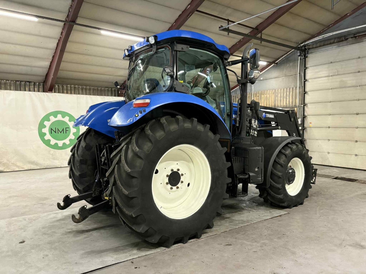 New Holland T7.210 AC - Farm tractor: picture 4 New Holland T7.210 AC - Farm tractor: picture 4