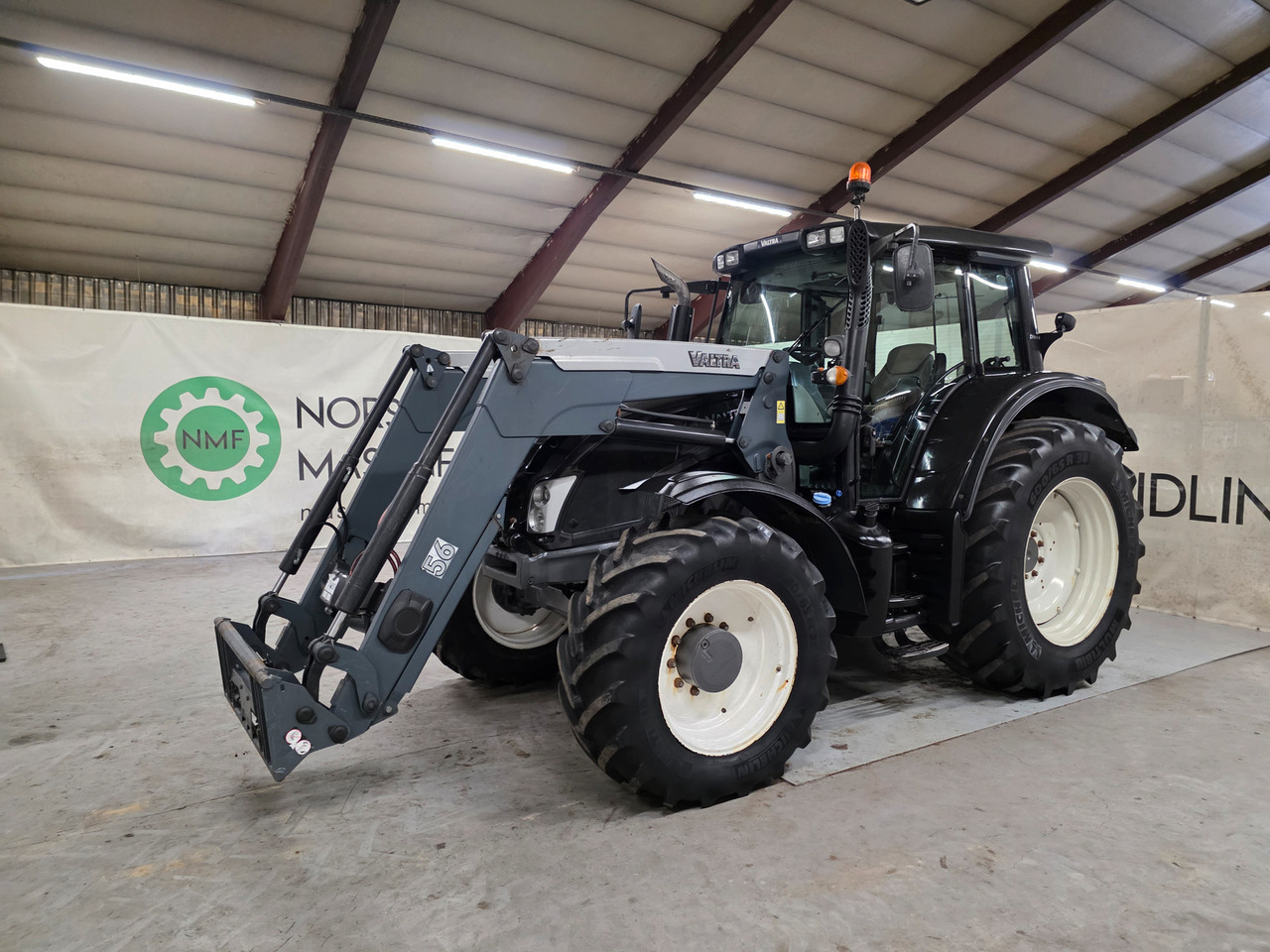 Valtra N163 Direct - Farm tractor: picture 1 Valtra N163 Direct - Farm tractor: picture 1