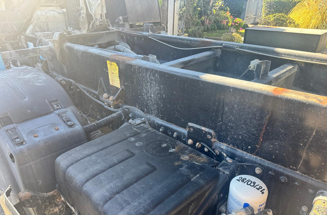 Tipper RIBALTABILE MAN TGA 41.480 (8X4): picture 11 Tipper RIBALTABILE MAN TGA 41.480 (8X4): picture 11