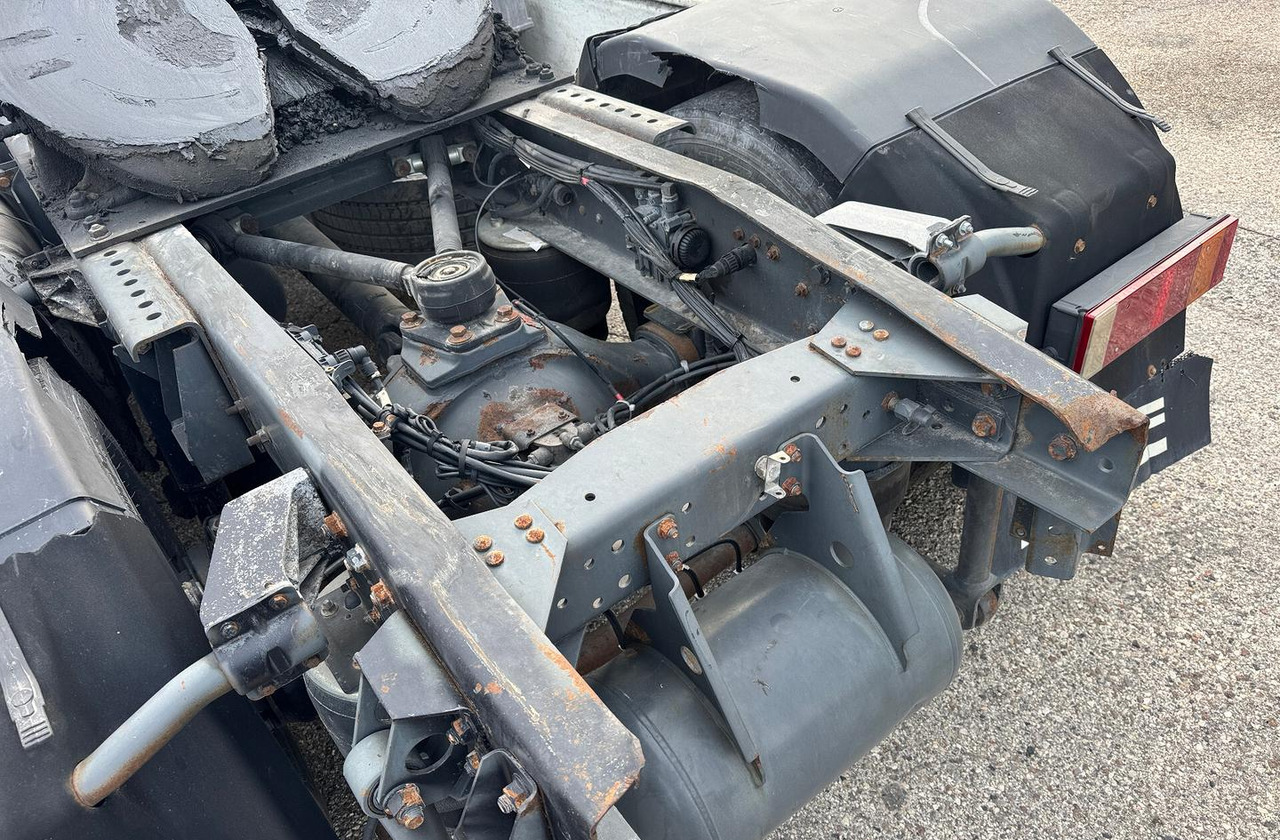 Tractor unit DAF XF 105.460 - 2010 - AUTOMATICO: picture 11 Tractor unit DAF XF 105.460 - 2010 - AUTOMATICO: picture 11