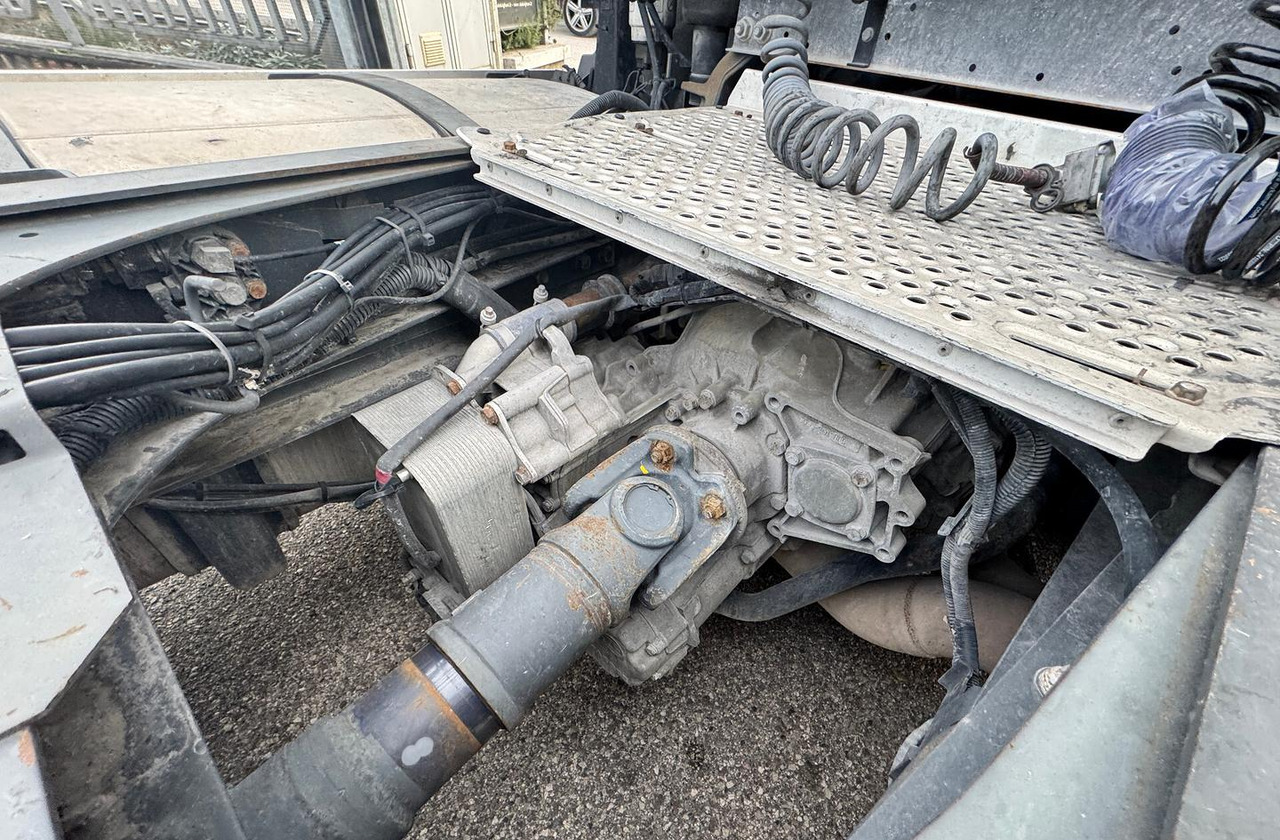 Tractor unit DAF XF 105.460 - 2010 - AUTOMATICO: picture 17 Tractor unit DAF XF 105.460 - 2010 - AUTOMATICO: picture 17