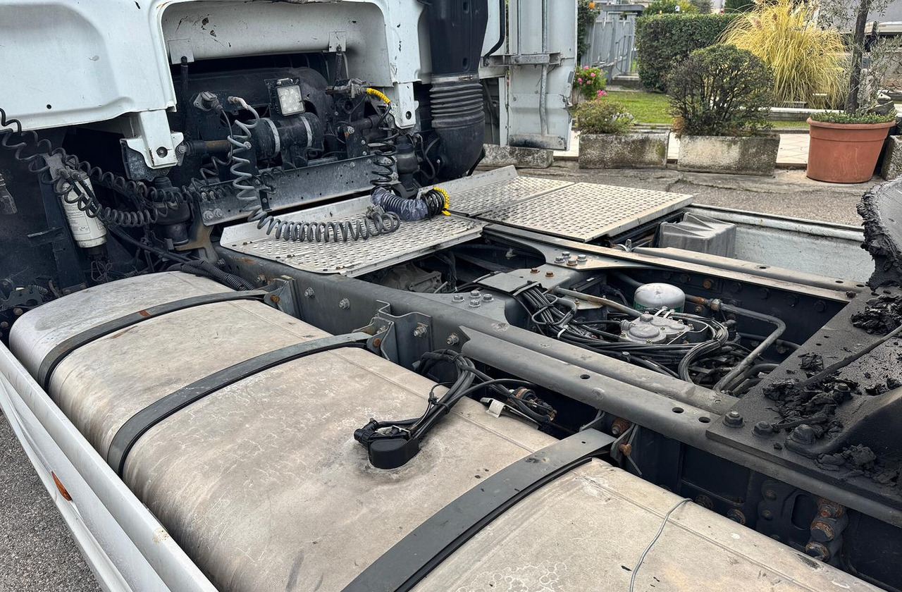 Tractor unit DAF XF 105.460 - 2010 - AUTOMATICO: picture 25 Tractor unit DAF XF 105.460 - 2010 - AUTOMATICO: picture 25