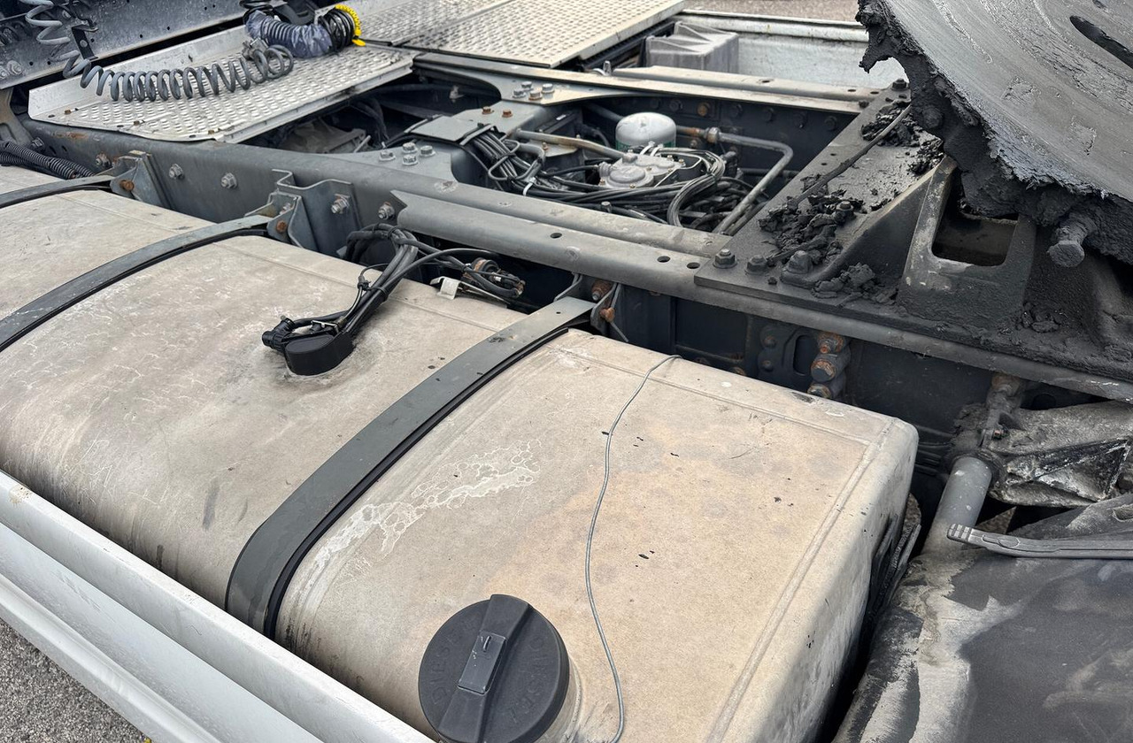 Tractor unit DAF XF 105.460 - 2010 - AUTOMATICO: picture 24 Tractor unit DAF XF 105.460 - 2010 - AUTOMATICO: picture 24