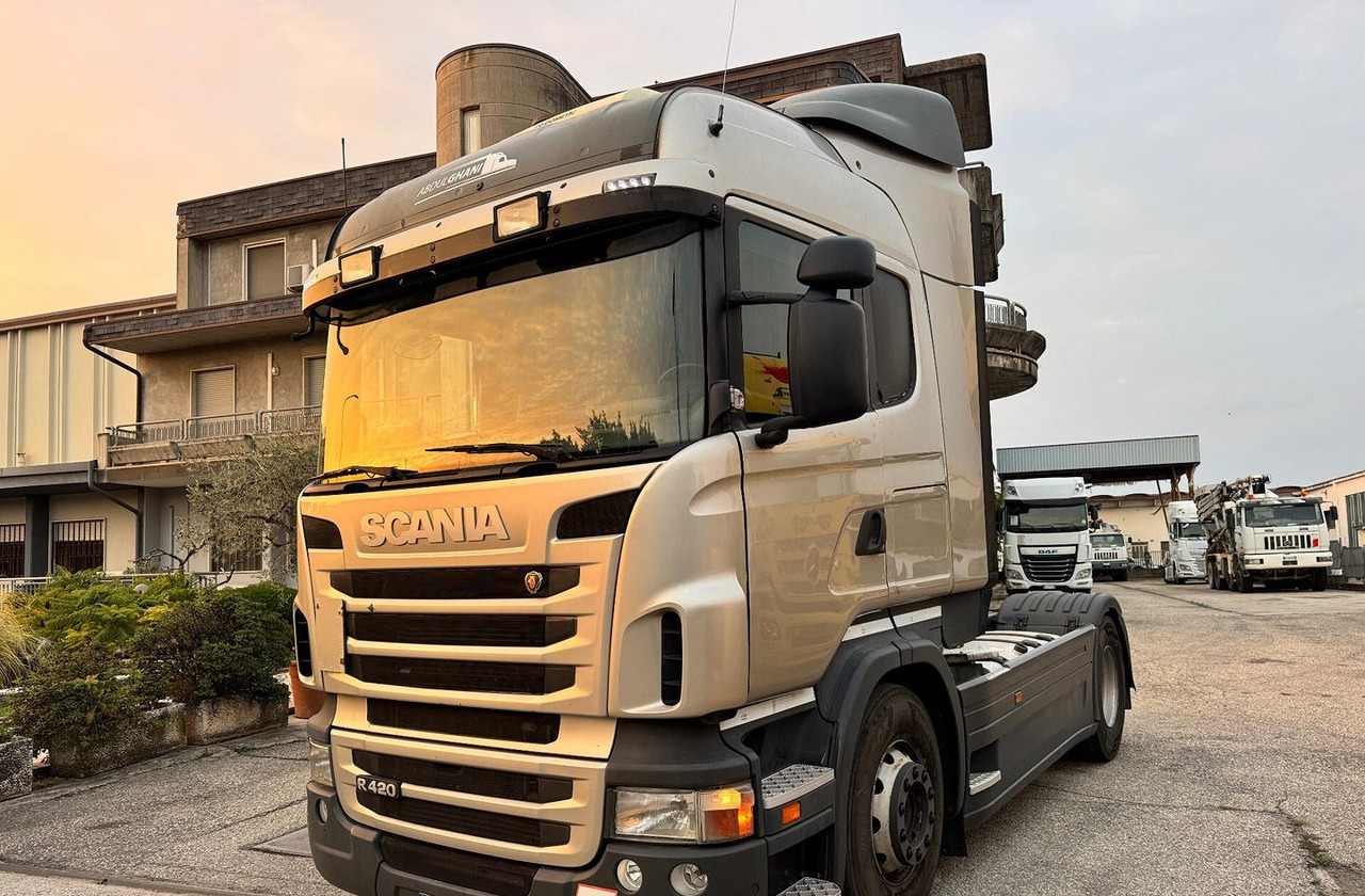 Trattore stradale Scania R420 - Euro 5 - 2011 - Tractor unit: picture 1 Trattore stradale Scania R420 - Euro 5 - 2011 - Tractor unit: picture 1