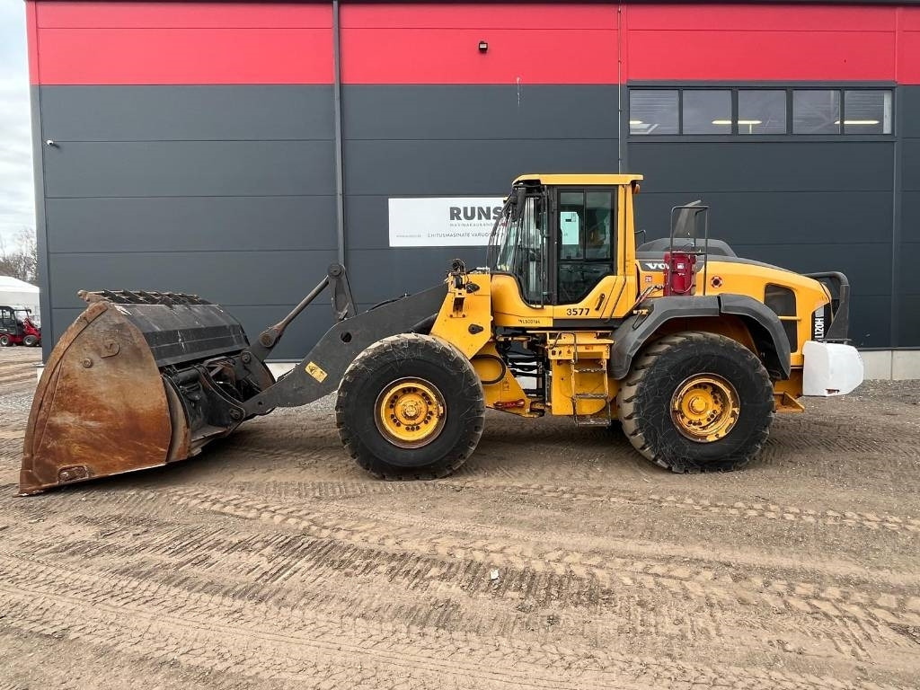 Volvo L 120 H - Wheel loader: picture 4 Volvo L 120 H - Wheel loader: picture 4