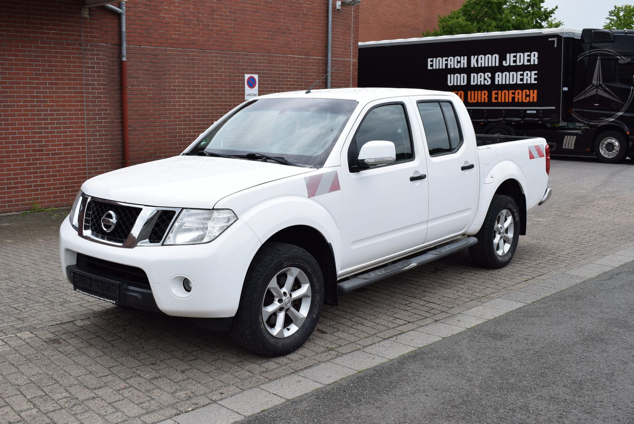 Nissan Navara Double Cab SE 4x4 Automatik Hardtop AHK - SUV: picture 5 Nissan Navara Double Cab SE 4x4 Automatik Hardtop AHK - SUV: picture 5