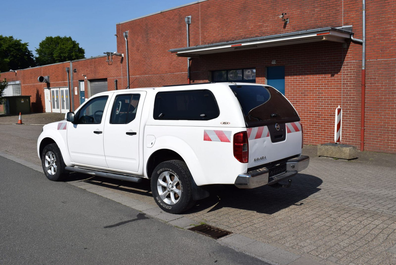 Nissan Navara Double Cab SE 4x4 Automatik Hardtop AHK - SUV: picture 3 Nissan Navara Double Cab SE 4x4 Automatik Hardtop AHK - SUV: picture 3