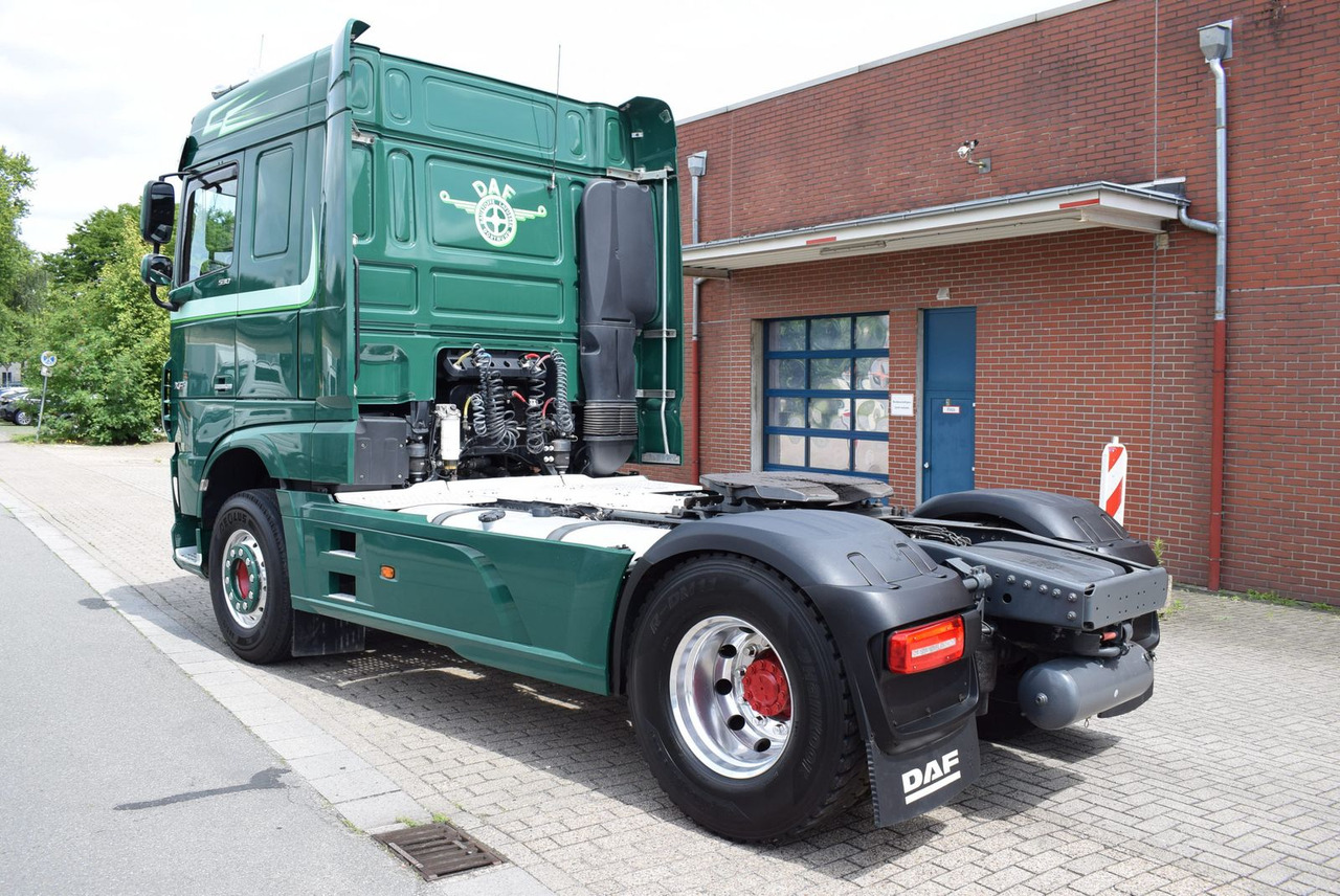 DAF XF 530 FT Retarder Leder Standklima Hydraulik - Tractor unit: picture 5 DAF XF 530 FT Retarder Leder Standklima Hydraulik - Tractor unit: picture 5