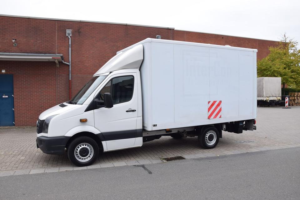 Volkswagen Crafter 35 Koffer 2,0 TDI LBW Palfinger 500KG - Closed box van: picture 2 Volkswagen Crafter 35 Koffer 2,0 TDI LBW Palfinger 500KG - Closed box van: picture 2