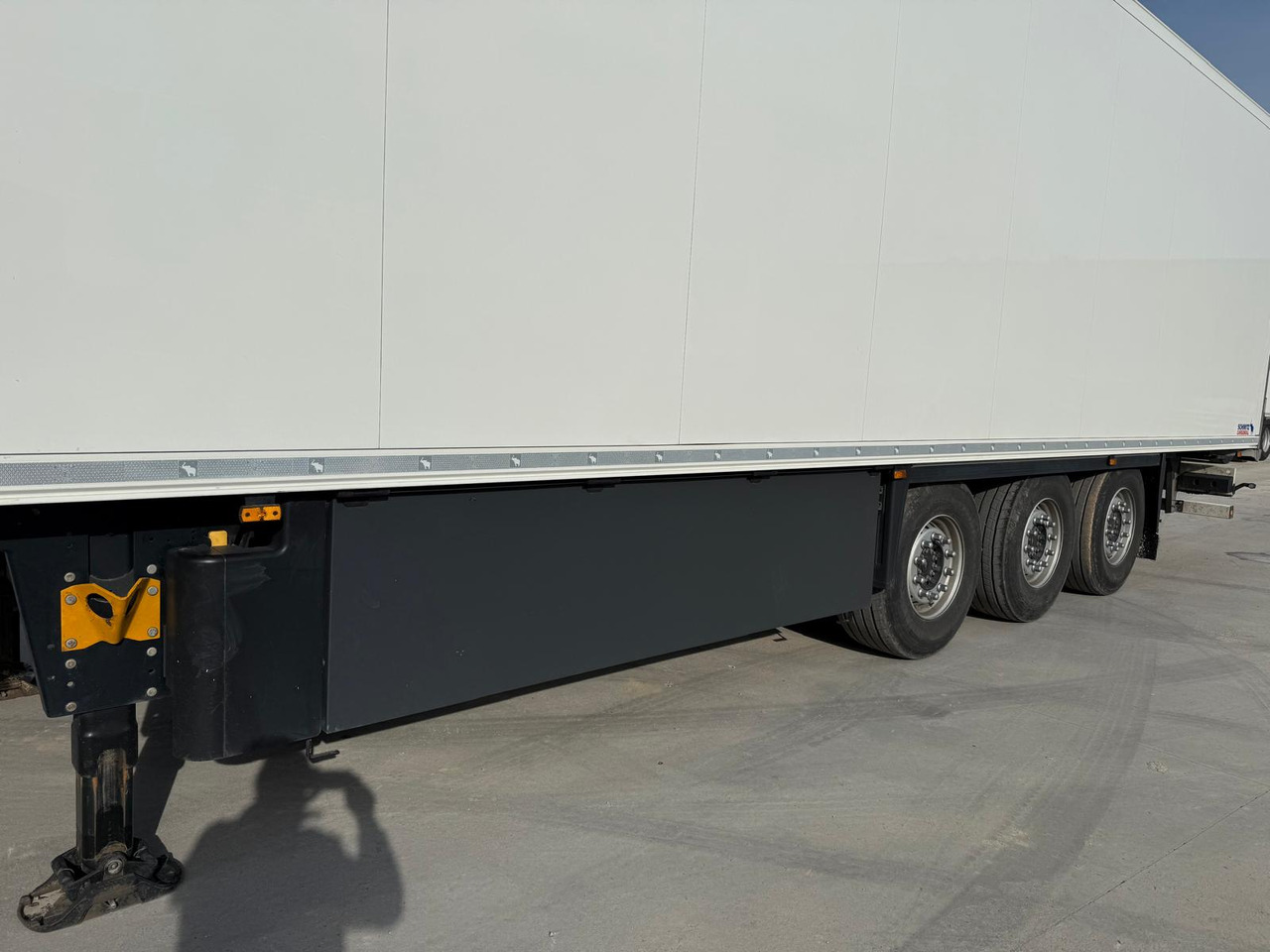 SCHMITZ SKO 24 - Refrigerator semi-trailer: picture 2 SCHMITZ SKO 24 - Refrigerator semi-trailer: picture 2