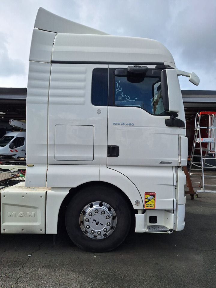 MAN TGX 18.460 - Tractor unit: picture 4 MAN TGX 18.460 - Tractor unit: picture 4