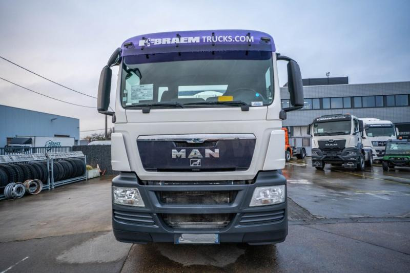 MAN TGS 32.360 BB+ LIEBHERR 9m3 - Concrete mixer truck: picture 2 MAN TGS 32.360 BB+ LIEBHERR 9m3 - Concrete mixer truck: picture 2