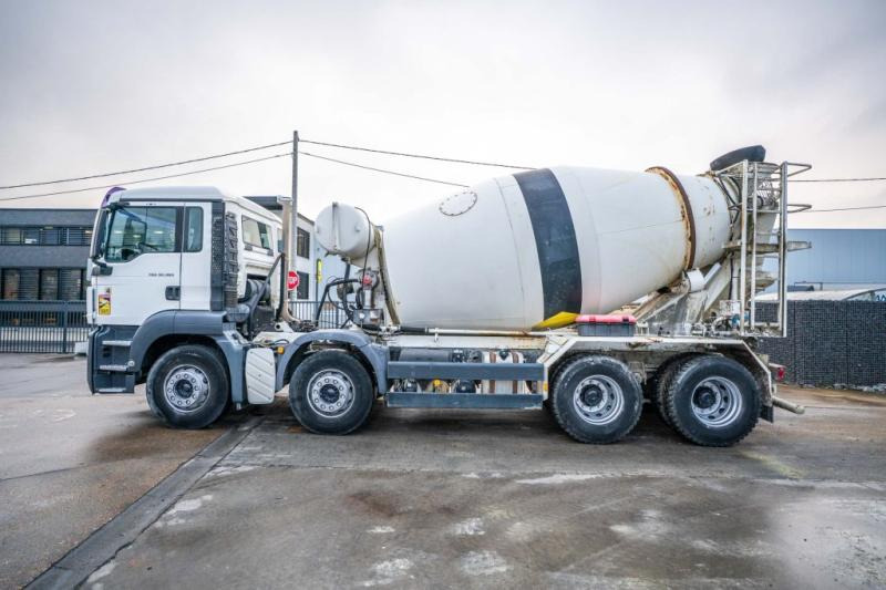 MAN TGS 32.360 BB+ LIEBHERR 9m3 - Concrete mixer truck: picture 3 MAN TGS 32.360 BB+ LIEBHERR 9m3 - Concrete mixer truck: picture 3