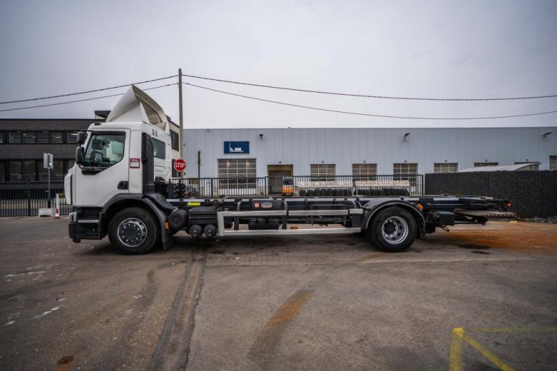 Container transporter/ Swap body truck Renault D WIDE 380 DXI+DHOLLANDIA 1.5 T: picture 9