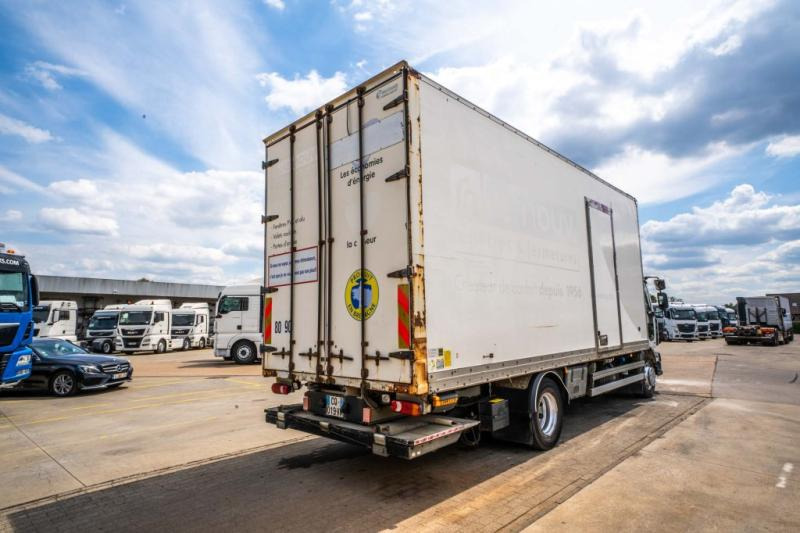 Renault MIDLUM 270 DXI (14T.)+DHOLLANDIA - Box truck: picture 4 Renault MIDLUM 270 DXI (14T.)+DHOLLANDIA - Box truck: picture 4