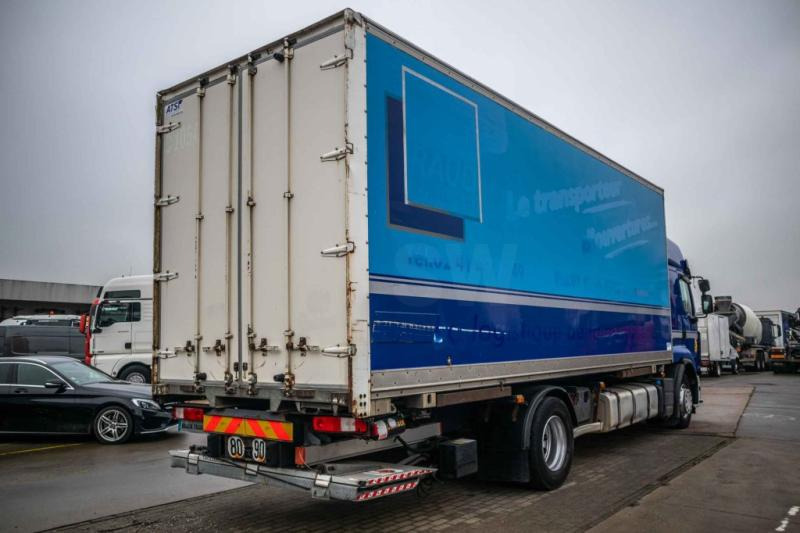 Renault PREMIUM 380 DXI+INTARDER+DHOLLANDIA - Curtain side truck: picture 3 Renault PREMIUM 380 DXI+INTARDER+DHOLLANDIA - Curtain side truck: picture 3