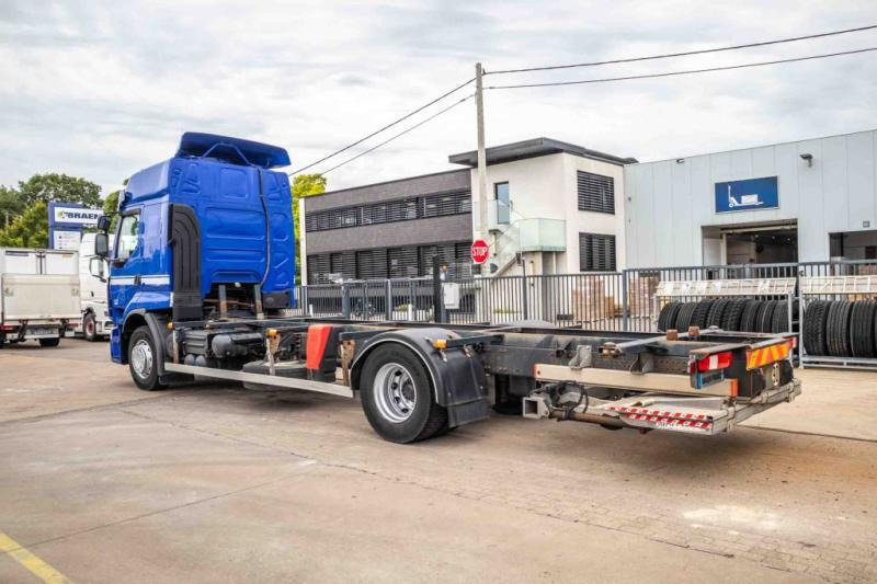Renault PREMIUM 380DXI+E5/EEV+HAYON - Container transporter/ Swap body truck: picture 4 Renault PREMIUM 380DXI+E5/EEV+HAYON - Container transporter/ Swap body truck: picture 4