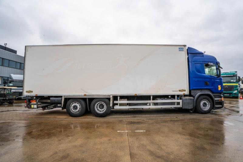 Scania R 410+CHEREAU+CARRIER 1150 MT+DHOLLANDIA 2.5T - Refrigerator truck: picture 4 Scania R 410+CHEREAU+CARRIER 1150 MT+DHOLLANDIA 2.5T - Refrigerator truck: picture 4
