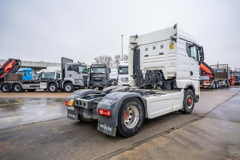 MAN TGX 18.510 BLS 4X4H+INTARDER+HYDR. - Tractor unit: picture 4 MAN TGX 18.510 BLS 4X4H+INTARDER+HYDR. - Tractor unit: picture 4
