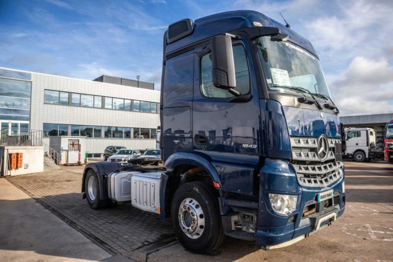 Mercedes AROCS 1843 LS ( NO ACTROS) +HYDRAULIQUE - Tractor unit: picture 2 Mercedes AROCS 1843 LS ( NO ACTROS) +HYDRAULIQUE - Tractor unit: picture 2