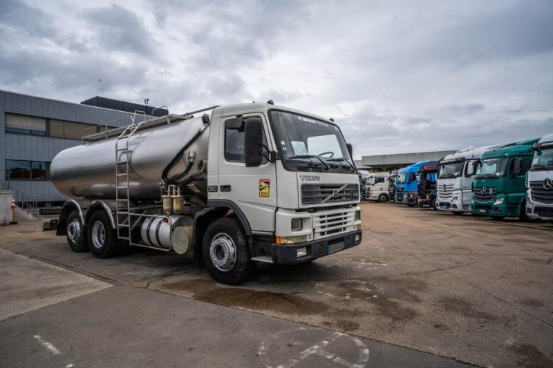 Volvo FM12 380 / CUVE ETA 15000L - Tanker truck: picture 5 Volvo FM12 380 / CUVE ETA 15000L - Tanker truck: picture 5