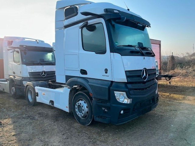 Mercedes-Benz Actros 1846 5 L-Fahrerhaus - Tractor unit: picture 5 Mercedes-Benz Actros 1846 5 L-Fahrerhaus - Tractor unit: picture 5