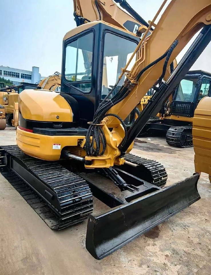 CAT 304 C CR  - Mini excavator: picture 2 CAT 304 C CR  - Mini excavator: picture 2