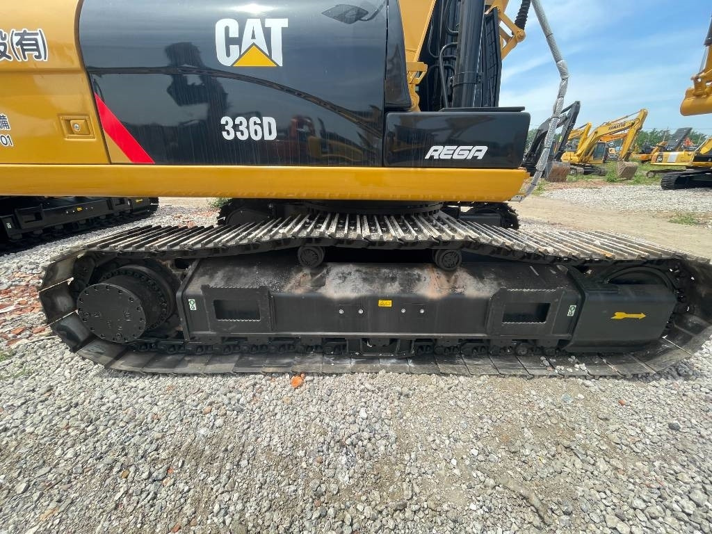 CAT CAT336D2 - Crawler excavator: picture 2 CAT CAT336D2 - Crawler excavator: picture 2