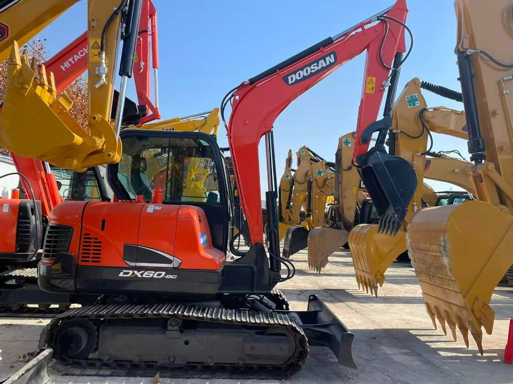 Doosan DX 60-9 C - Mini excavator: picture 1 Doosan DX 60-9 C - Mini excavator: picture 1