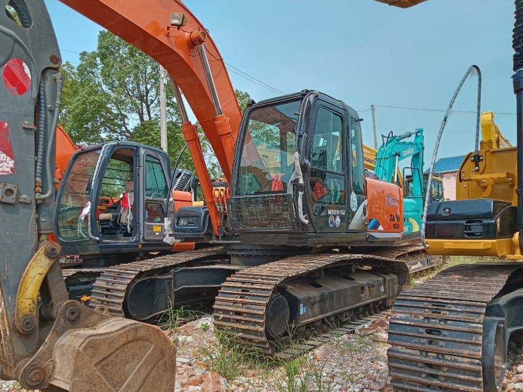 Hitachi ZX 160 - Crawler excavator: picture 2 Hitachi ZX 160 - Crawler excavator: picture 2