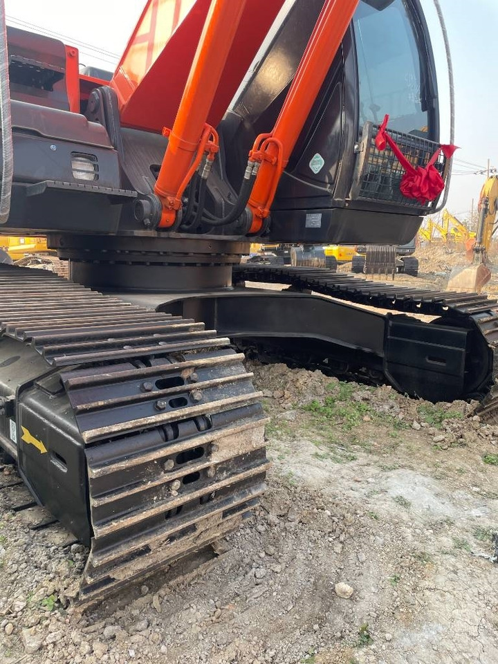 Hitachi ZX 210 - Crawler excavator: picture 5 Hitachi ZX 210 - Crawler excavator: picture 5